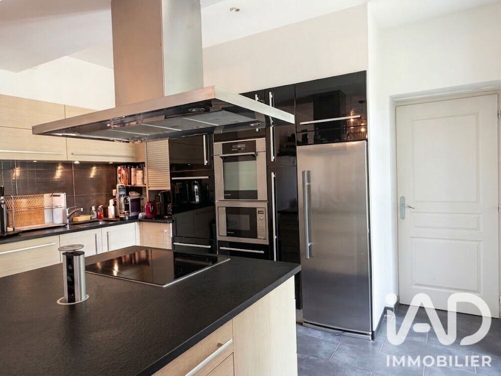 Vente Maison Vente Maison de ville 9 pièces Moncoutant