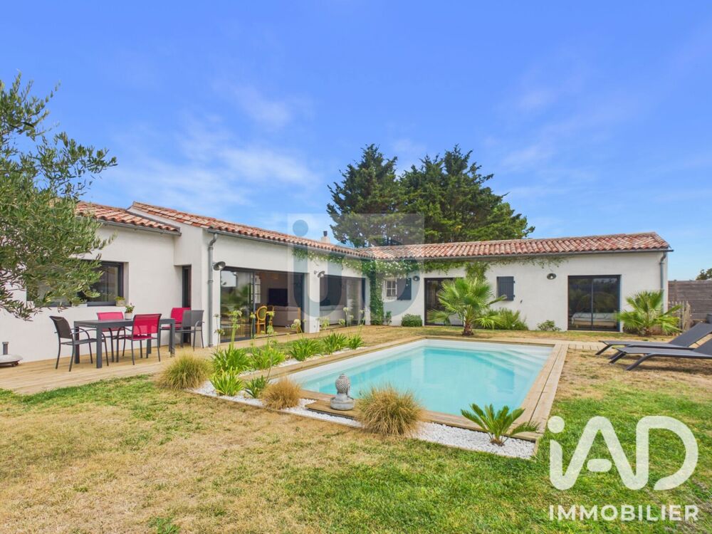 Maison 5 pièces 124 m² · à La Flotte · 124 m² · 1 252 000 €