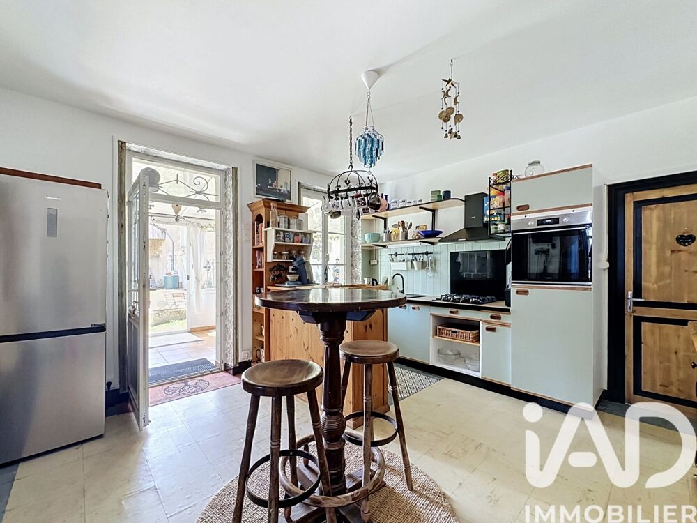 vente Maison - 6 pièce(s) - 184 m² Thouars (79100)
