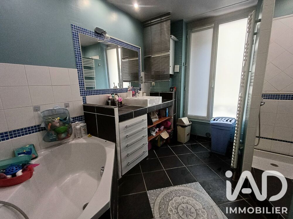 Vente Maison Vente Maison de village 5 pièces Saint-martin-la-plaine