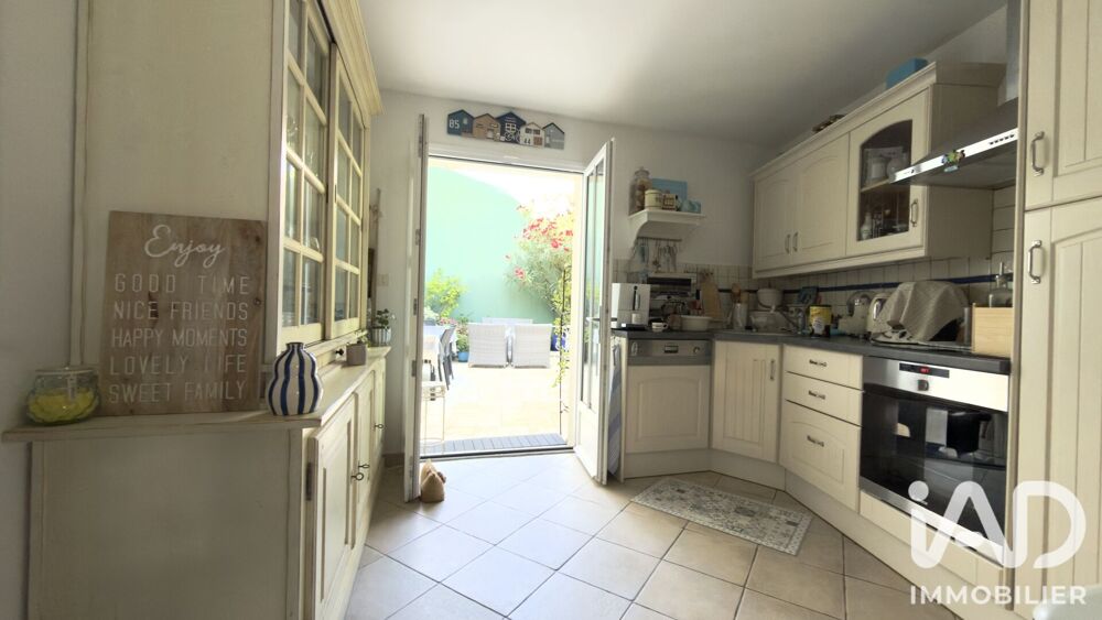 Vente Maison Vente Maison de village 5 pièces Sainte-marie-de-ré