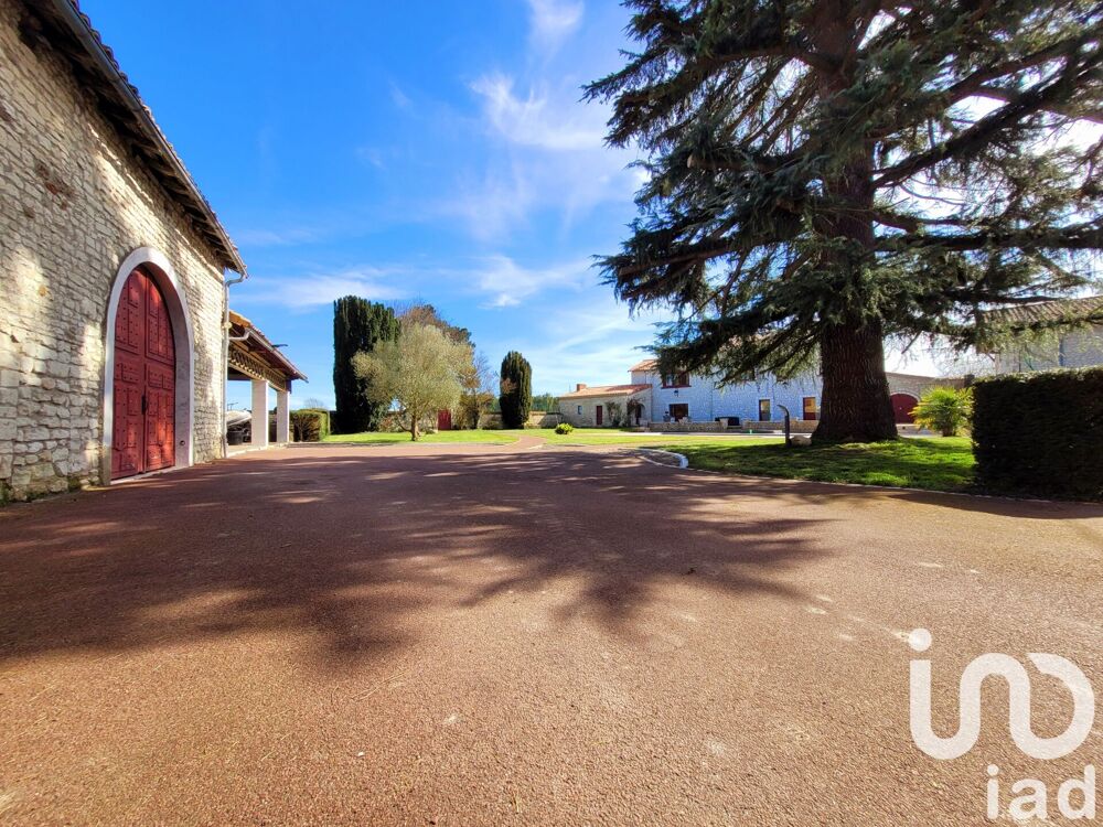 Vente Maison Vente Demeure 9 pièces Sérigny