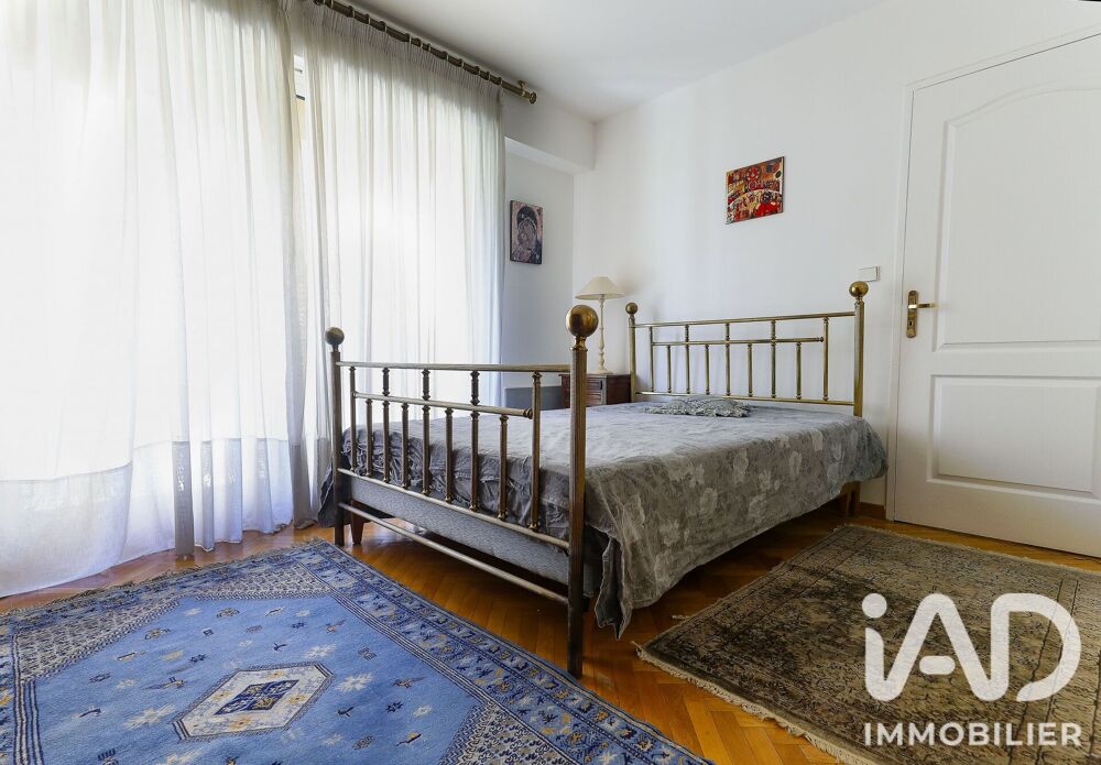 à vendre  Appartement Aix-en-Provence (13100)