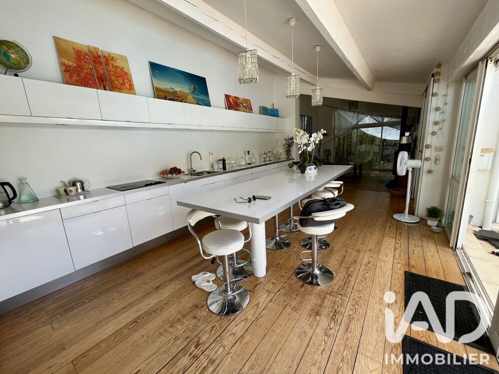 vente Maison - 8 pièce(s) - 215 m² Mérignac (33700)