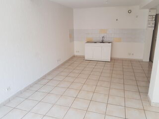  Appartement à louer 2 pièces 42 m²