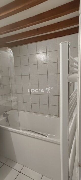  Appartement à louer 1 pièce 32 m²
