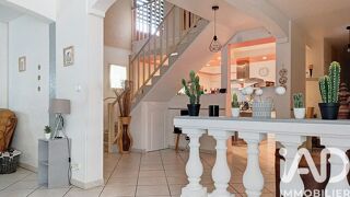  Maison à vendre 9 pièces 244 m²