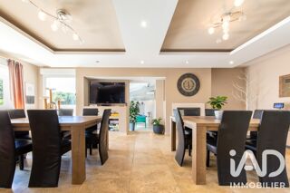  Maison à vendre 10 pièces 275 m²