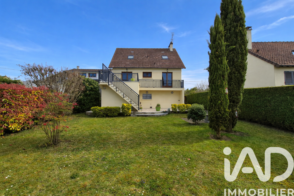 Vente Maison Vente Maison traditionnelle 7 pièces Méry-sur-oise