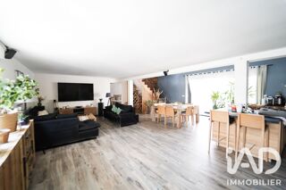  Maison à vendre 8 pièces 223 m²