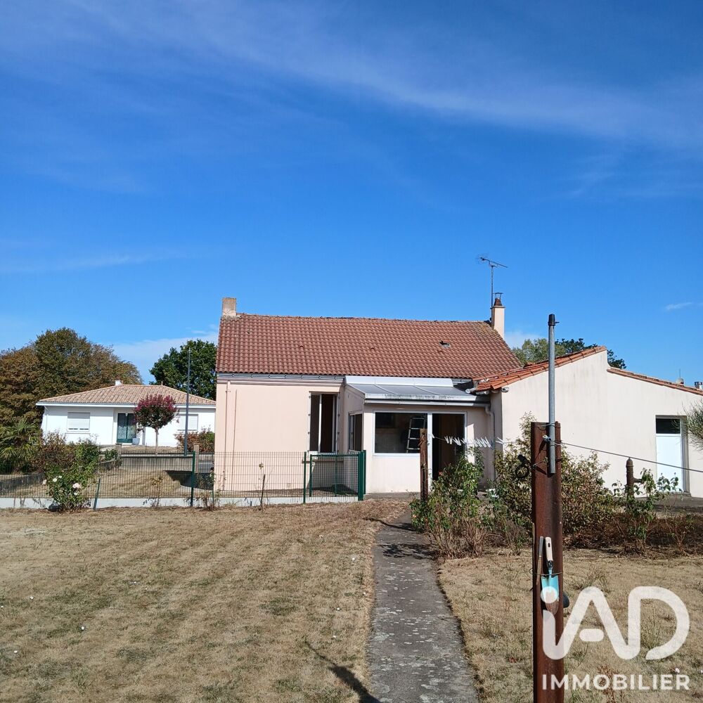 Vente Maison Vente Maison/villa 4 pièces La chaize-le-vicomte