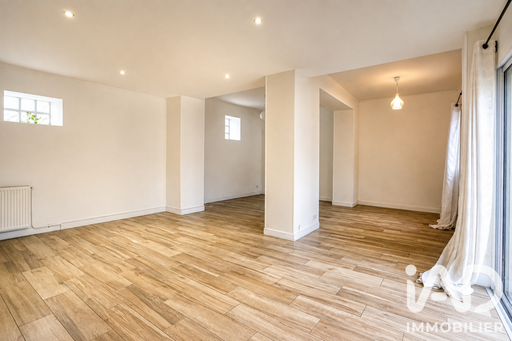 Maison 5 pièces 158 m² · à Andilly · 158 m² · 355 000 €