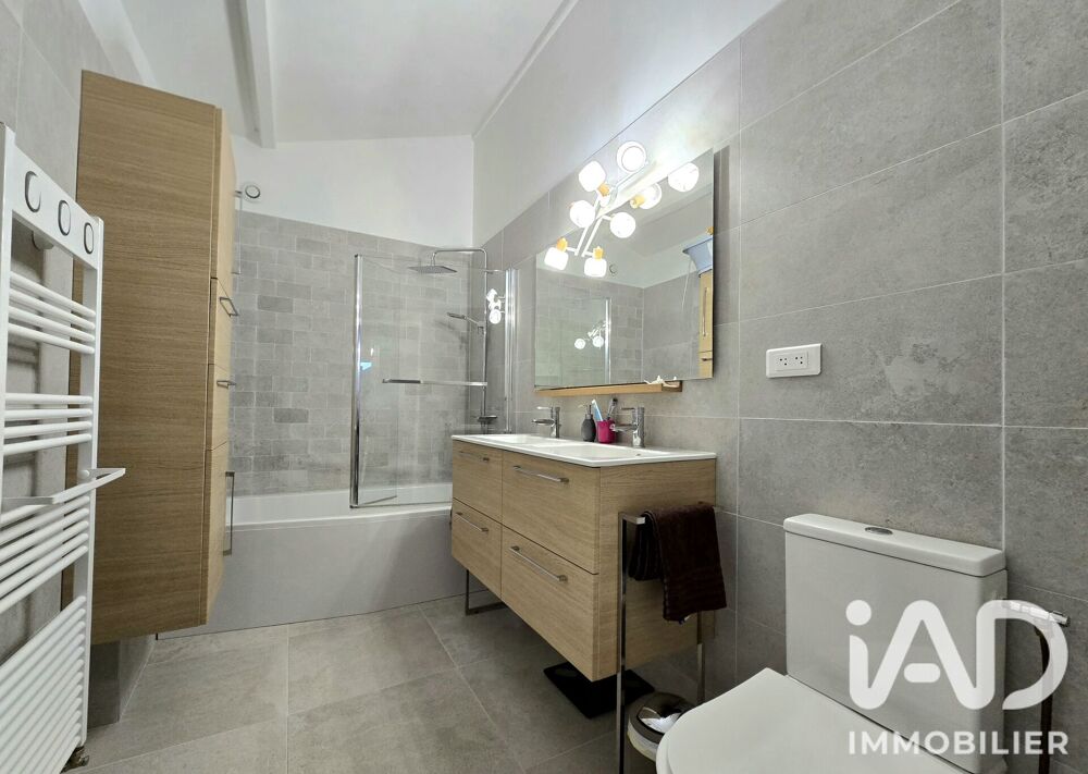 vente Maison - 6 pièce(s) - 160 m² La Merlatière (85140)