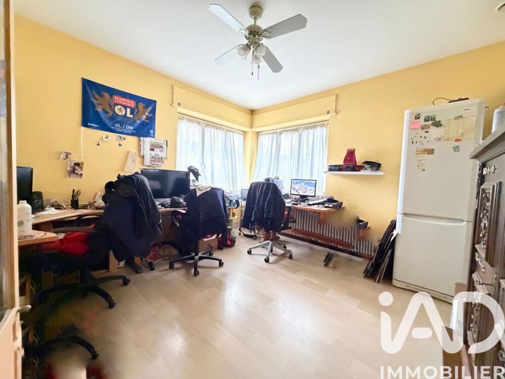 vente Maison - 5 pièce(s) - 194 m² Bourgoin-Jallieu (38300)