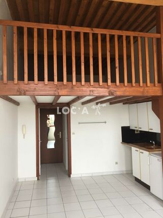  Appartement à louer 1 pièce 36 m²