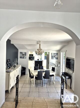  Maison à vendre 8 pièces 230 m²