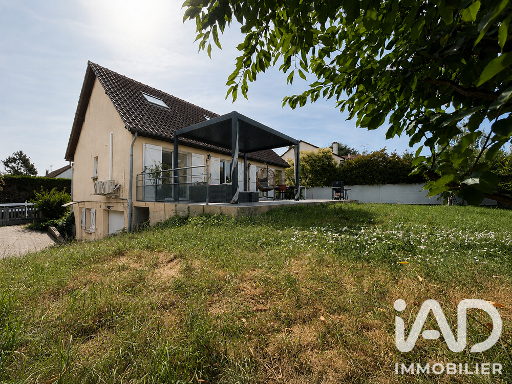 Vente Maison Vente Maison traditionnelle 7 pièces Pontault-combault