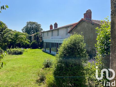   Vente Demeure 10 pièces Maison - 10 pièce(s) - 320 m²