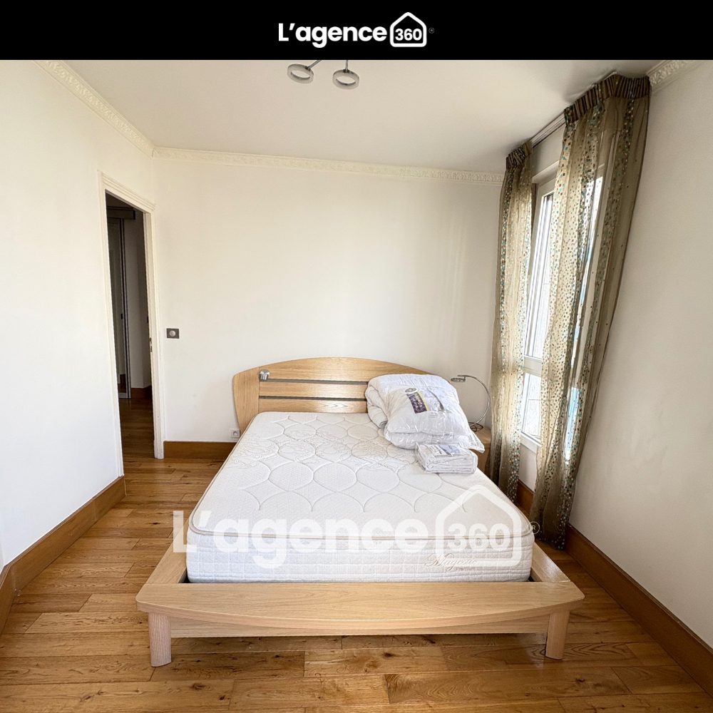 Location Appartement Appartement, 3 pièces, balcon, parking - Courbevoie Courbevoie