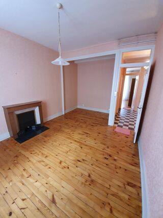  Appartement à louer 3 pièces 74 m²