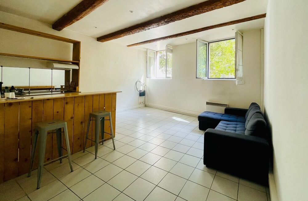 Location Appartement Appartement type loft T2 bis de 87 m2 Marseille 2
