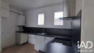  Appartement à louer 3 pièces 48 m²
