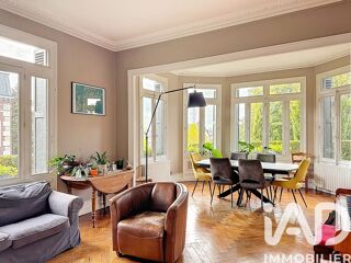  Maison � vendre 8 pi�ces 210 m�