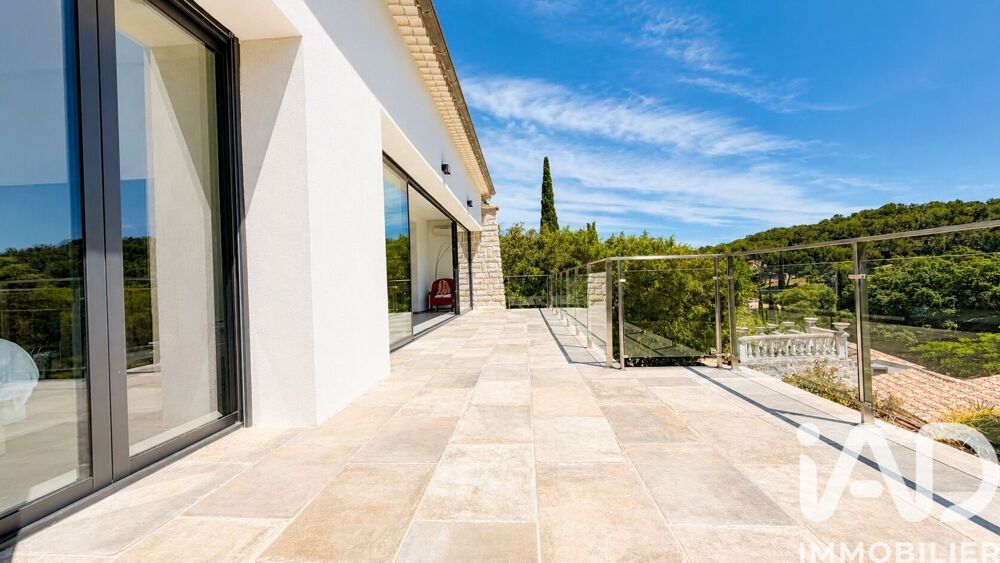 � vendre  Maison Carqueiranne (83320)