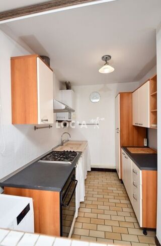  Appartement à louer 3 pièces 70 m²