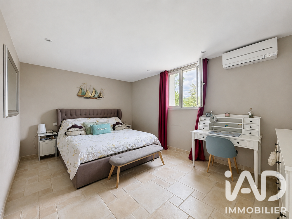 à vendre  Maison Le Rouret (06650)