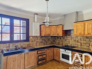  Immeuble à vendre 273 m²