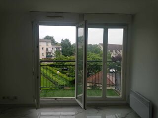 Appartement à louer 3 pièces 60 m²