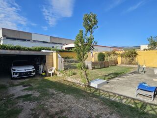 Appartement à louer 4 pièces 86 m²