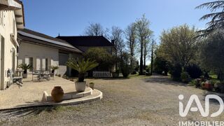  Maison à vendre 15 + pièces 356 m²