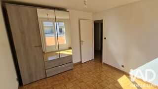  Appartement à louer 3 pièces 64 m²
