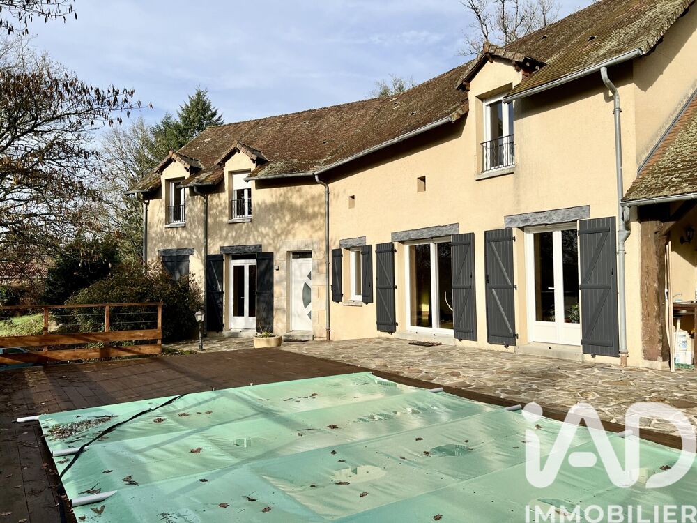 Maison 7 pièces 235 m² · à Saint-Junien · 235 m² · 320 000 €