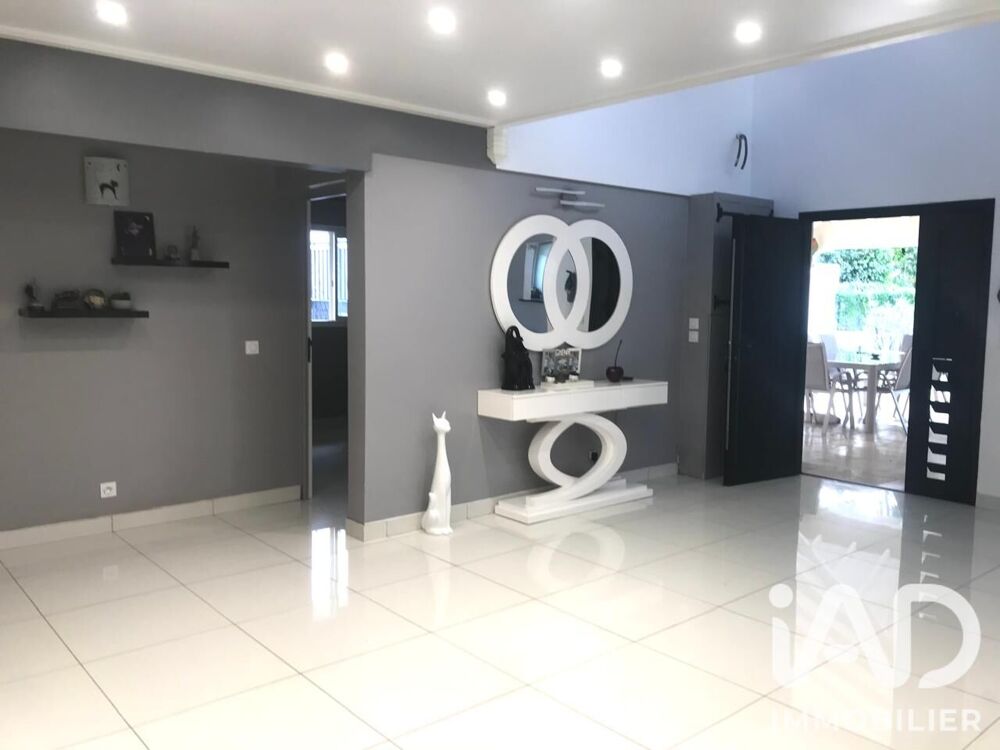 à vendre  Maison Les Abymes (97142)