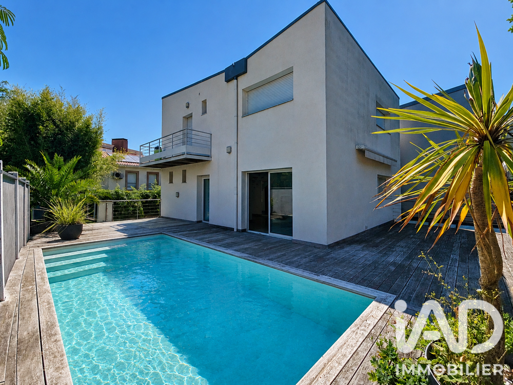 Vente Maison Vente Maison/villa 7 pièces Bordeaux