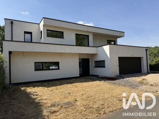  Maison à vendre 8 pièces 245 m²