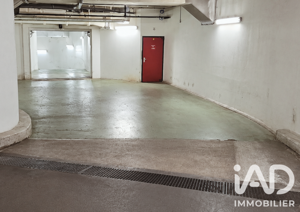 Vente Parking/Garage Vente Parking 12 m&sup2; Paris 19