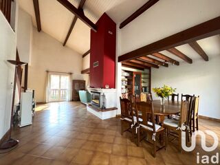  Maison à vendre 7 pièces 179 m²