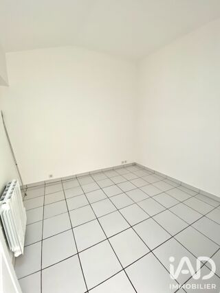  Appartement à louer 3 pièces 48 m²