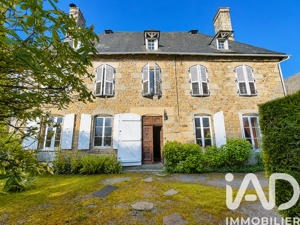 Vente Maison Vente Demeure 12 pièces Neuvic
