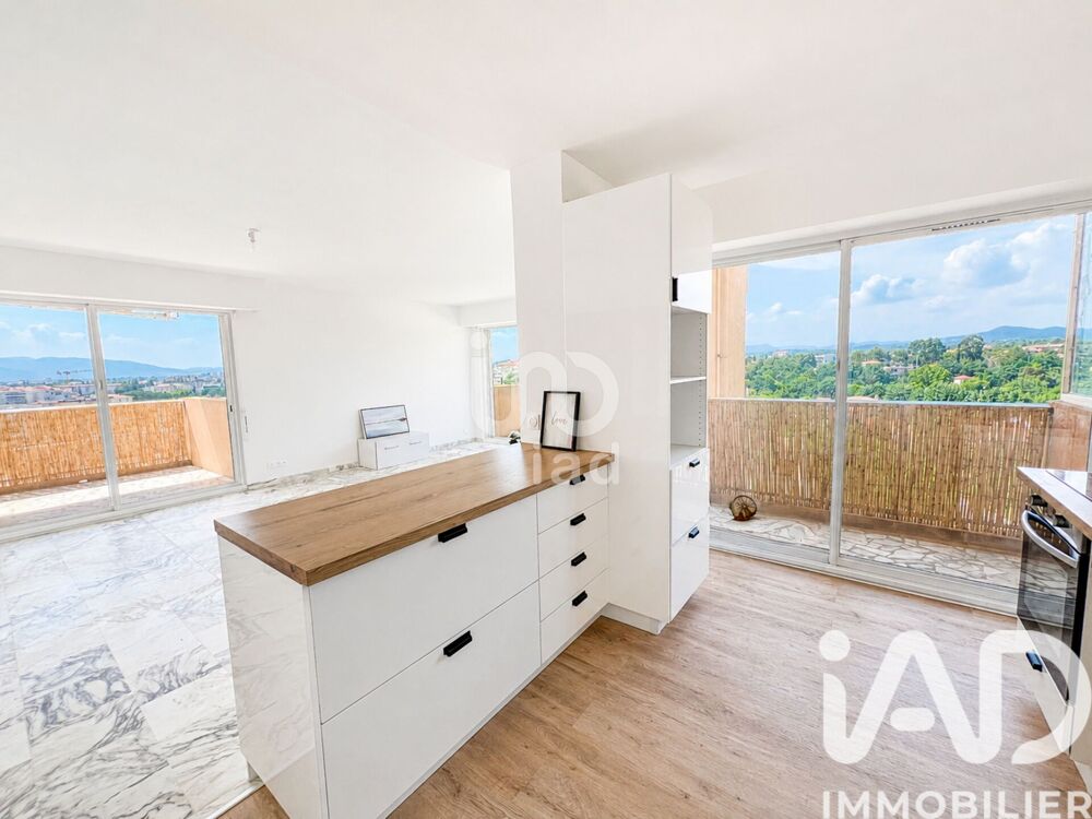 Appartement 3 pièces 83 m² · à Saint-Raphaël · 83 m² · 370 000 €