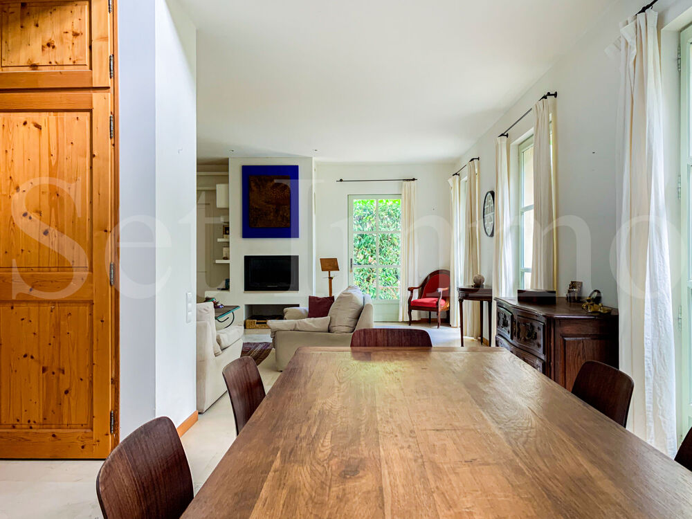 � vendre  Maison Uz�s (30700)