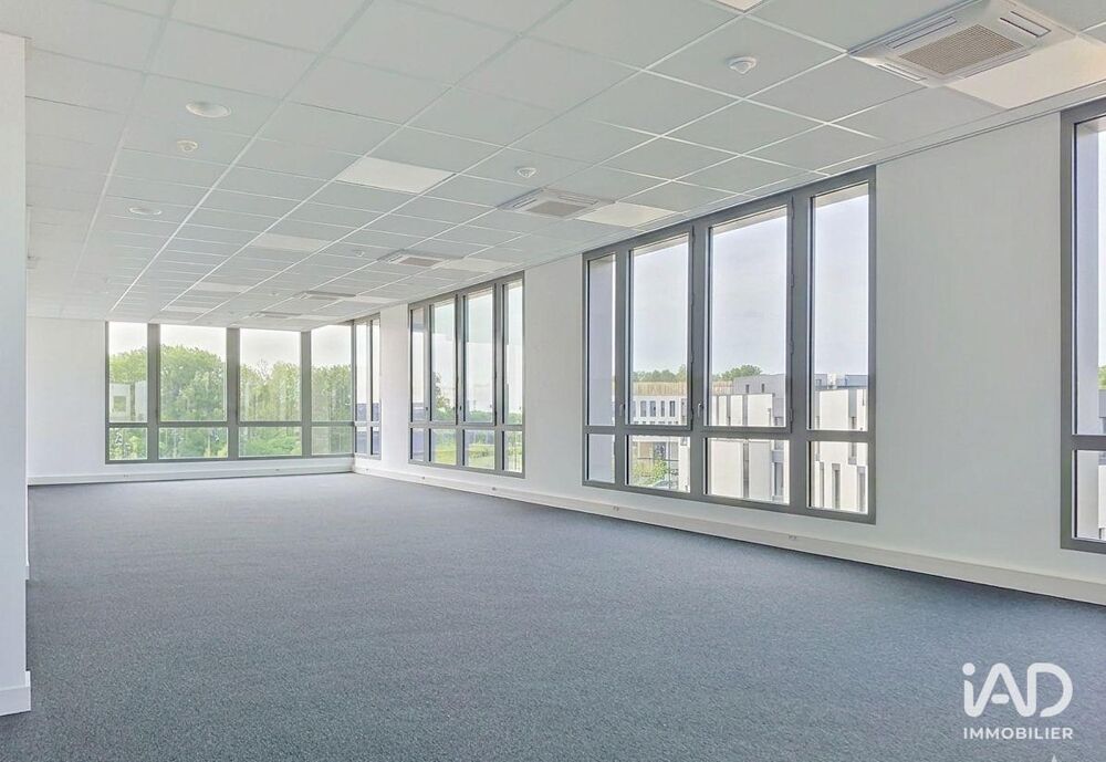  Location - 270 m² Pacé (35740)