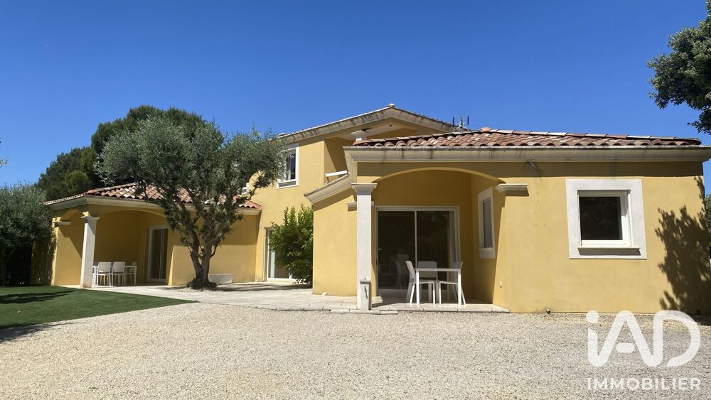 Vente Maison Vente Maison traditionnelle 8 pièces Cornillon-confoux