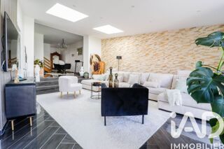  Maison à vendre 8 pièces 225 m²