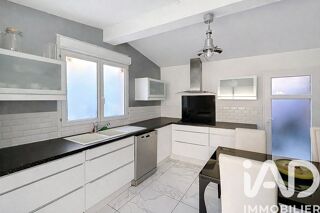  Maison � vendre 7 pi�ces 175 m�