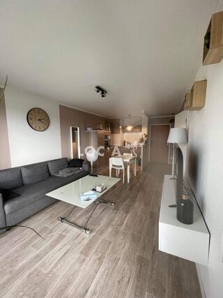  Appartement à louer 2 pièces 43 m²
